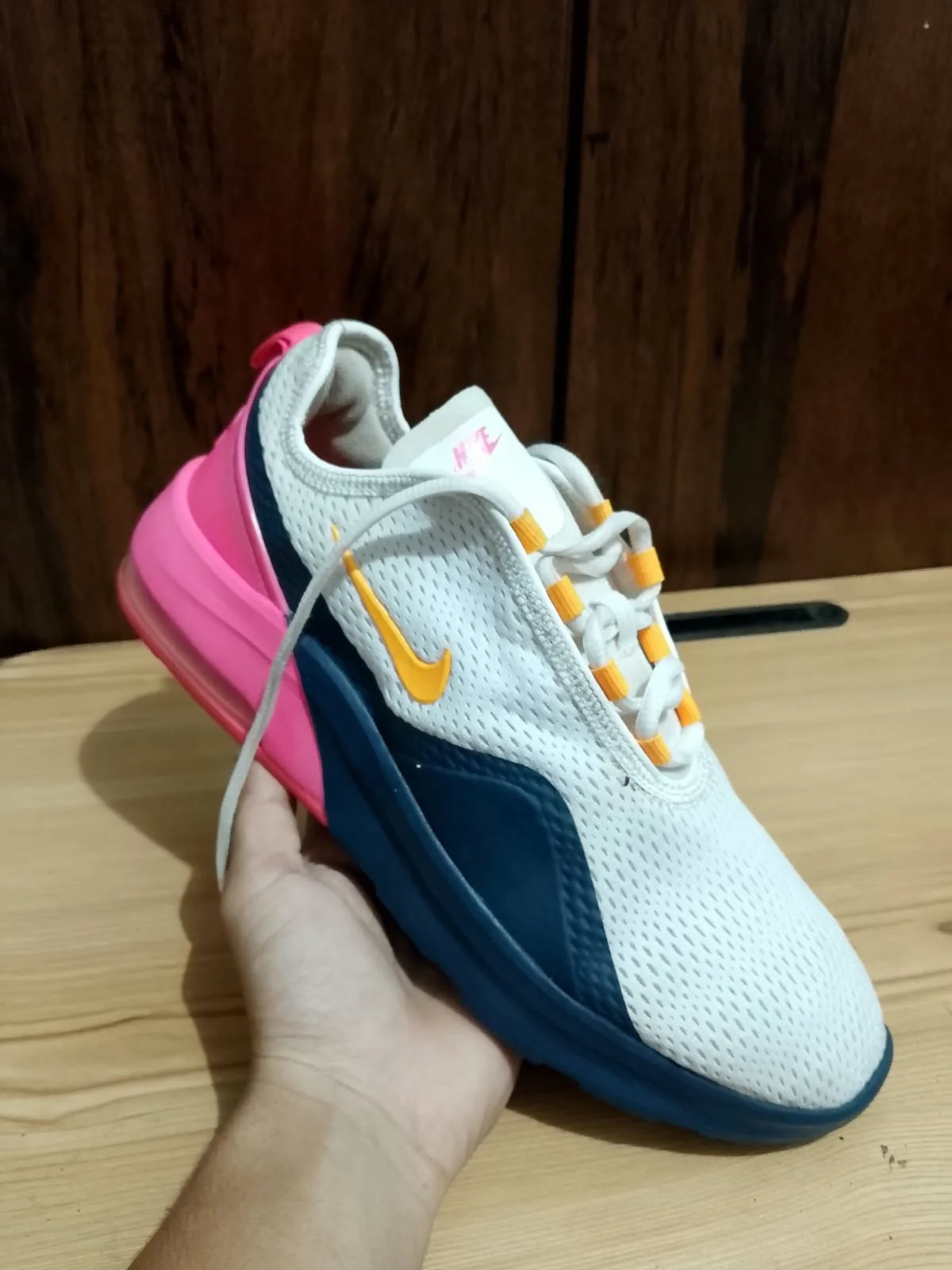 Nike Air Max Motion 2, white and pink, side profile