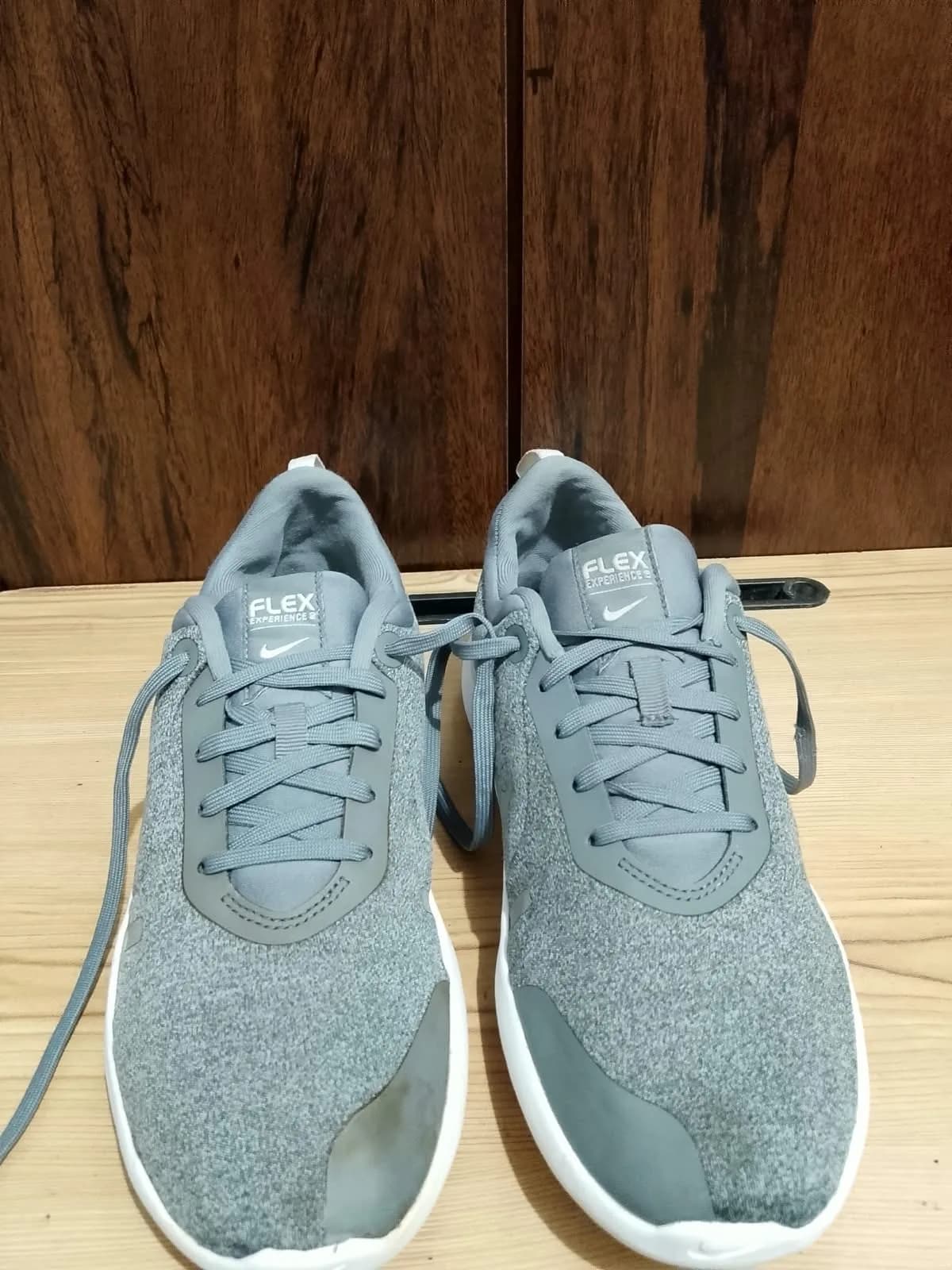 Nike Flex Experience RN 8, grey, sole